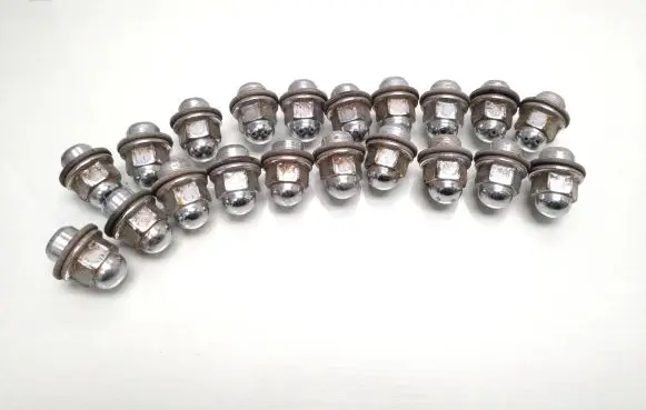 Nuts/bolts