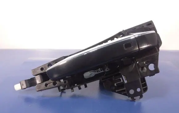 Audi A8 S8 D4 4H Rear door exterior handle 4H0839885