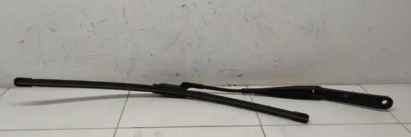Ford Fiesta Windshield/front glass wiper blade 8A6117526AD