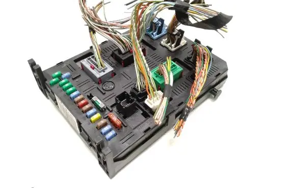 Citroen C4 I Fuse box set 9660105980