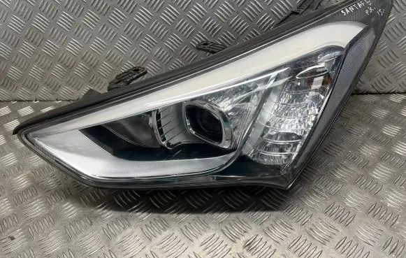 Hyundai Santa Fe Headlight/headlamp 921012WXXX