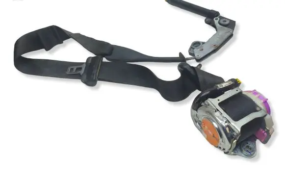 Ford Mustang VI Front seatbelt FR3B63612D64A S209302