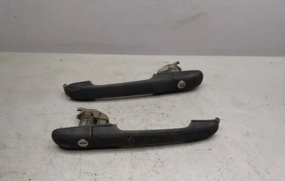 Volkswagen II LT Front door exterior handle 