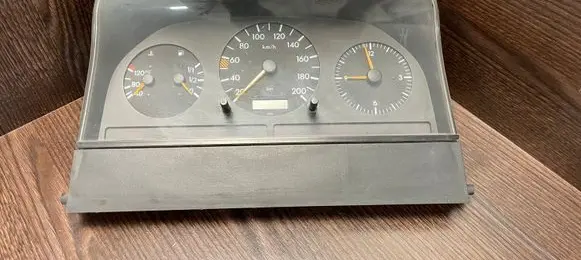 Mercedes-Benz Sprinter W901 W902 W903 W904 Speedometer (instrument cluster) 0005425301