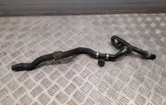 Audi A8 S8 D4 4H Engine coolant pipe/hose 4H1819372A