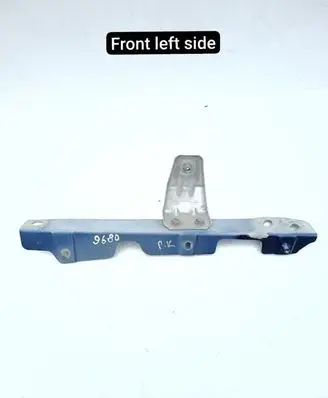 Jeep Wrangler Fender mounting bracket 