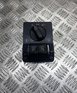 Opel Astra G Light switch 22233