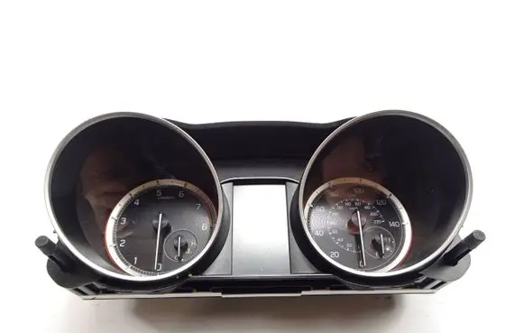 Speedometer (instrument cluster)