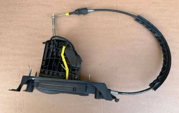 Volkswagen Tiguan Gear shifter/selector 5QK713025AB 000002040144 10012326400