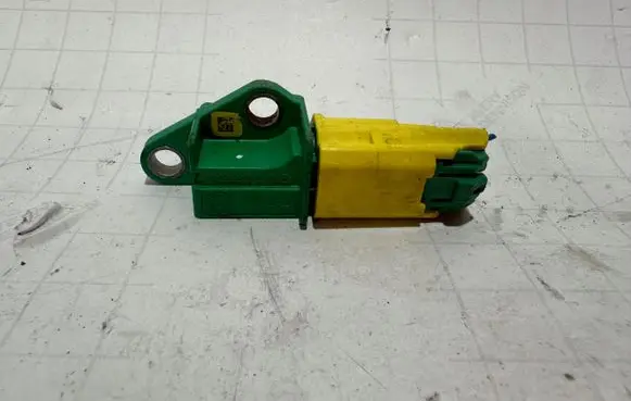 Audi A6 S6 C6 4F Airbag deployment crash/impact sensor 5WK43544