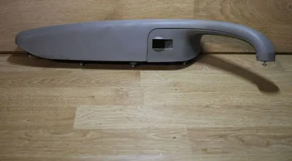 Audi A4 S4 B7 8E 8H Front door interior handle trim 8E1867174