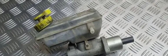 Volkswagen Sharan Master brake cylinder 7M1611303