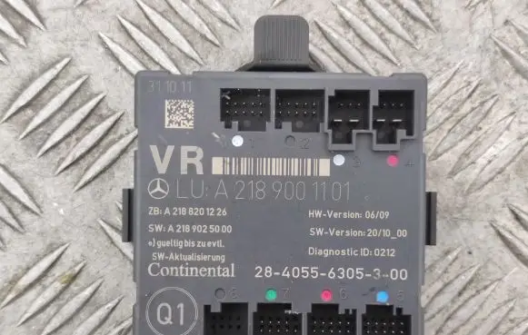 Mercedes-Benz CLS C218 X218 Door control unit/module A2189001101