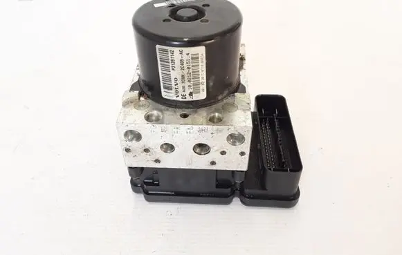 Volvo XC70 ABS Pump 31261142