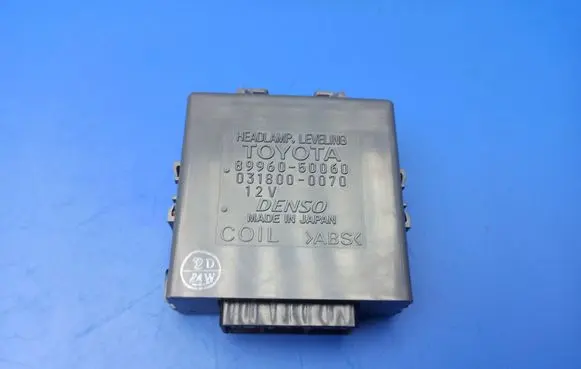 Lexus LS 430 Headlight level adjustment motor 8996050060 0318000070