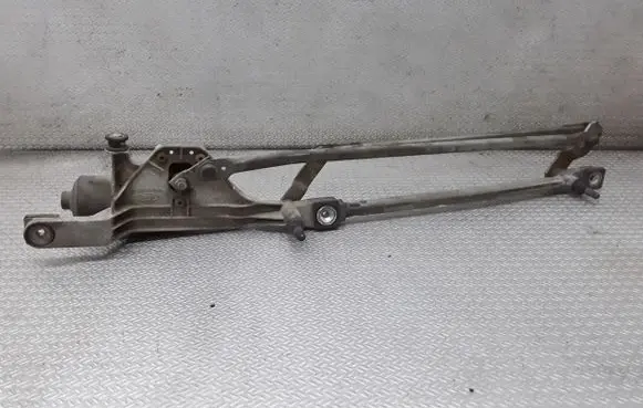 Ford Focus Front wiper linkage and motor 4M5117508AA