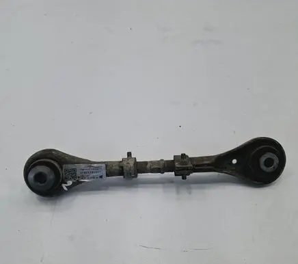 Peugeot 3008 II Rear suspension control arm 9820345380