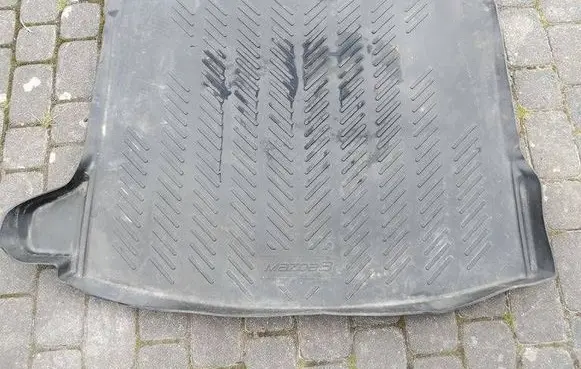 Mazda 3 II Rubber trunk/boot mat liner BHS2V9540