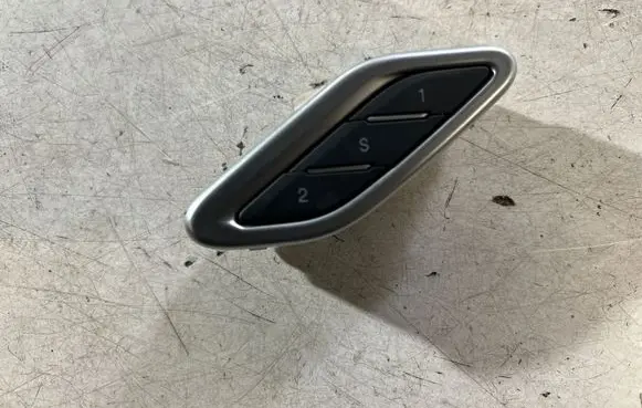 Maserati Ghibli Seat memory switch E0201222 30813189