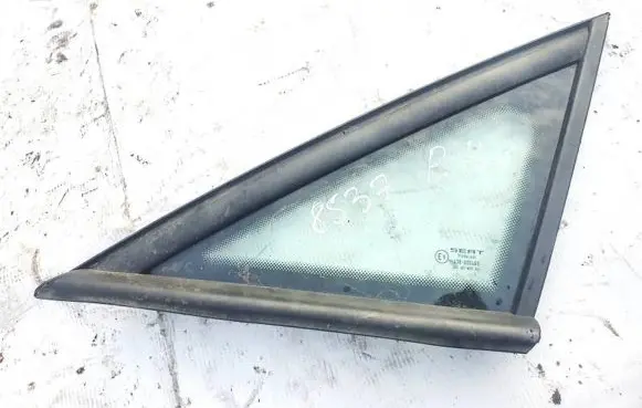 Seat Altea Front triangle window/glass 