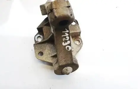 Skoda Superb B5 (3U) Muffler mount bracket/holder 025870