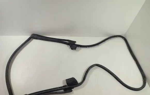 Nissan X-Trail T33 Rubber seal rear door 