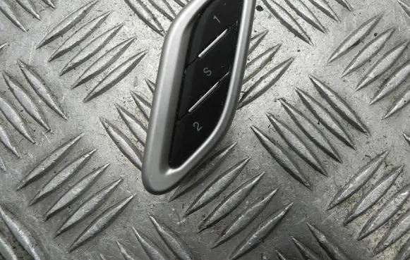 Maserati Ghibli Seat memory switch E0201222