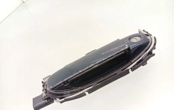 Audi A3 S3 8L Front door exterior handle 4B1837205B 8L4837063