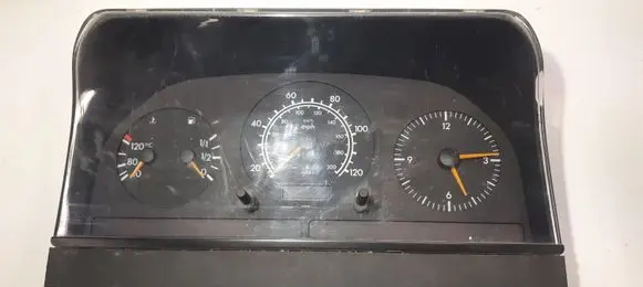 Mercedes-Benz Sprinter W901 W902 W903 W904 Speedometer (instrument cluster)