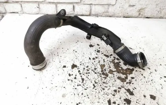 Volkswagen Golf Plus Intercooler hose/pipe 5N0145770A