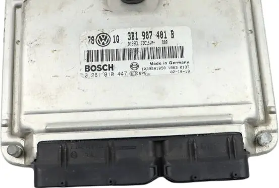 Volkswagen PASSAT B5.5 Engine control unit/module 3B1907401B 0281010447