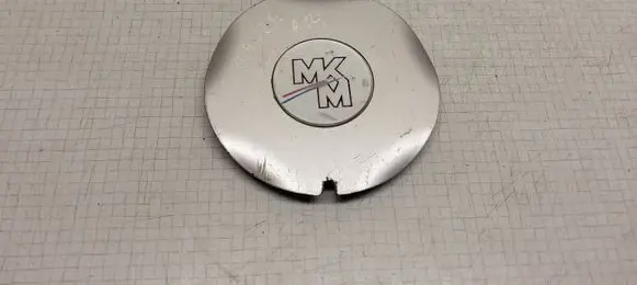 Mazda 323 F Original wheel cap C020083