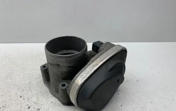 Volkswagen Golf IV Throttle valve 036133062M 408238 01385