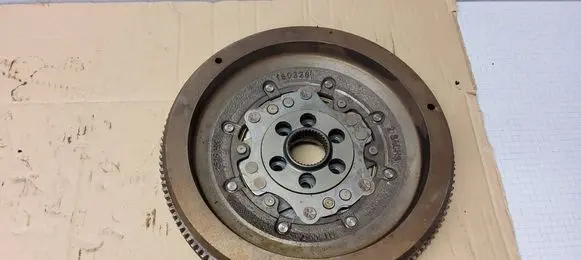 Volkswagen Caddy Dual mass flywheel 2005000487 160328