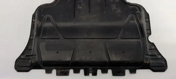 Audi A3 S3 8V Engine splash shield/under tray 5Q0825236
