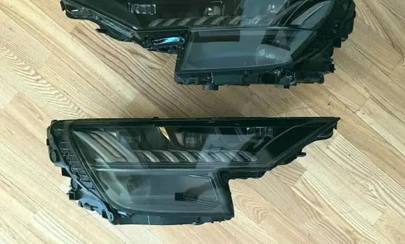 Audi Q8 Headlights/headlamps set 4M8941035 4M8941036