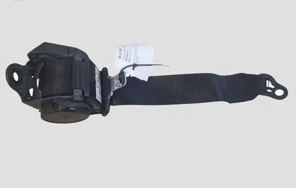 BMW 1 F20 F21 Rear seatbelt S3724330903
