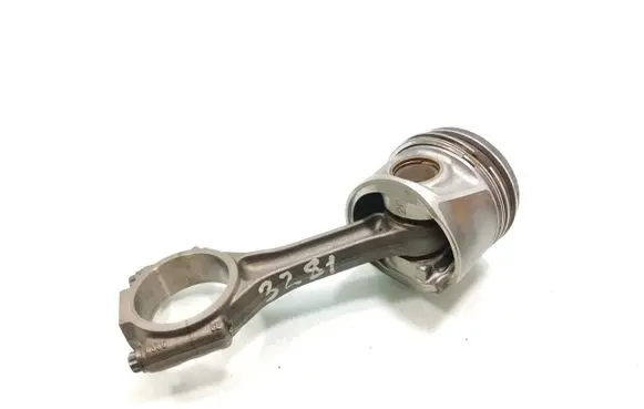 Audi A6 S6 C6 4F Piston with connecting rod 
