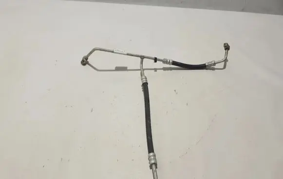 Tesla Model S Air conditioning (A/C) pipe/hose 1004294