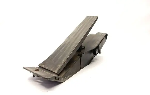 BMW 1 E81 E87 Accelerator throttle pedal 3542677093601