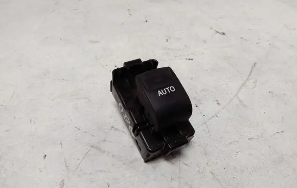 Toyota Prius (XW30) Electric window control switch 192801
