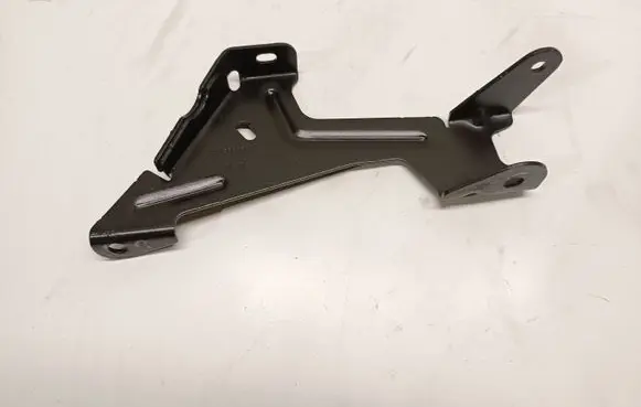 Peugeot 3008 II Other engine bay part 9805681680