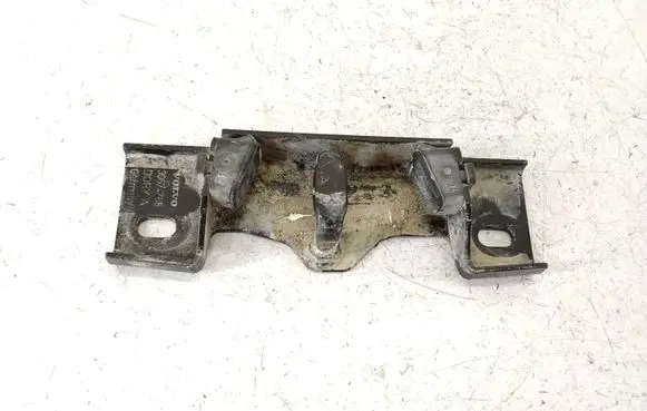 Volvo V70 Loading door lock loop/hook striker 30674768