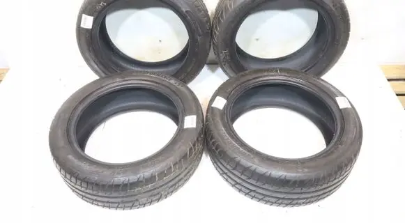Renault Clio III R16 summer tire 3528700242669