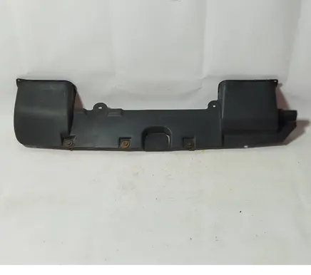 Ford Fusion Front bumper upper radiator grill 95AG16613 D2L3A