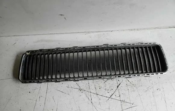 Skoda Superb B5 (3U) Front grill 3U0853667A