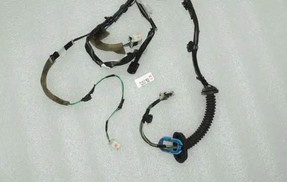 Suzuki Vitara (LY) Rear door wiring loom 3675154P10