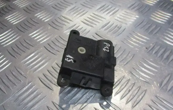 Nissan Primera Central body control module