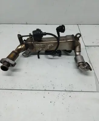 BMW X3 E83 EGR valve cooler 7796519 K8912000 003671