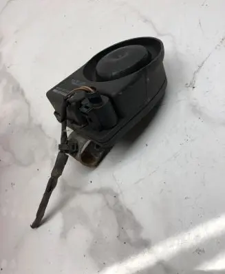 Audi A6 S6 C6 4F Alarm system siren 1K0951605C